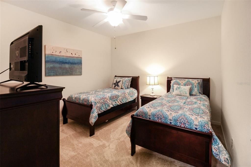 For Rent: $4,000 (2 beds, 2 baths, 1329 Square Feet)