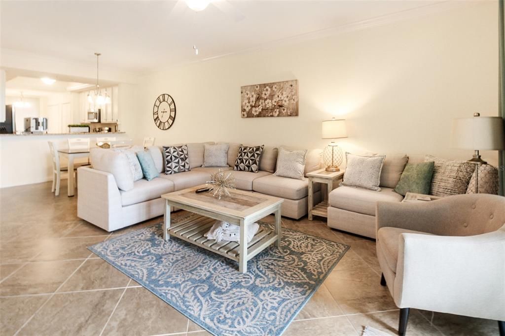 For Rent: $4,000 (2 beds, 2 baths, 1329 Square Feet)