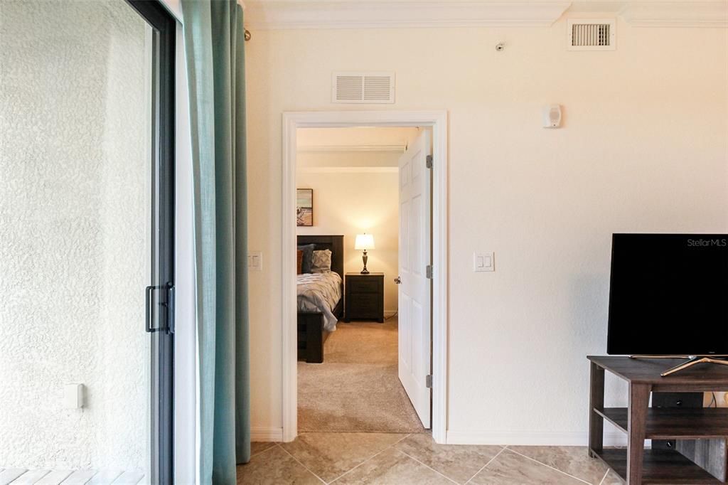 For Rent: $4,000 (2 beds, 2 baths, 1329 Square Feet)