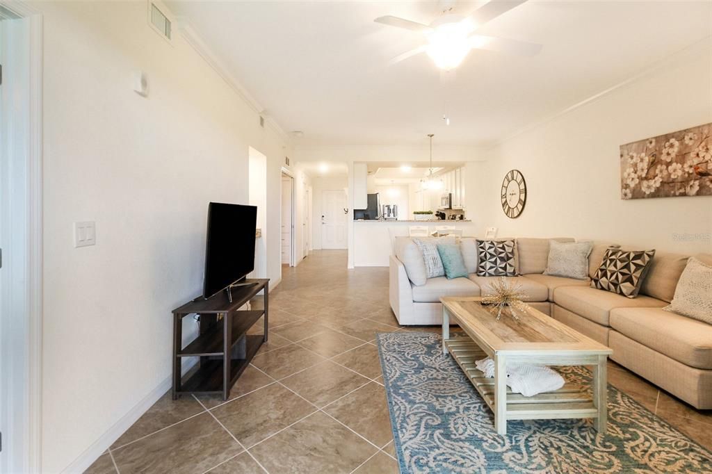 For Rent: $4,000 (2 beds, 2 baths, 1329 Square Feet)