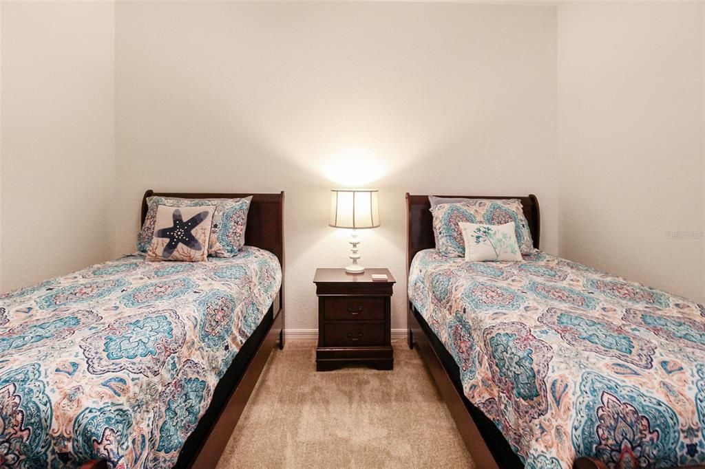 For Rent: $4,000 (2 beds, 2 baths, 1329 Square Feet)