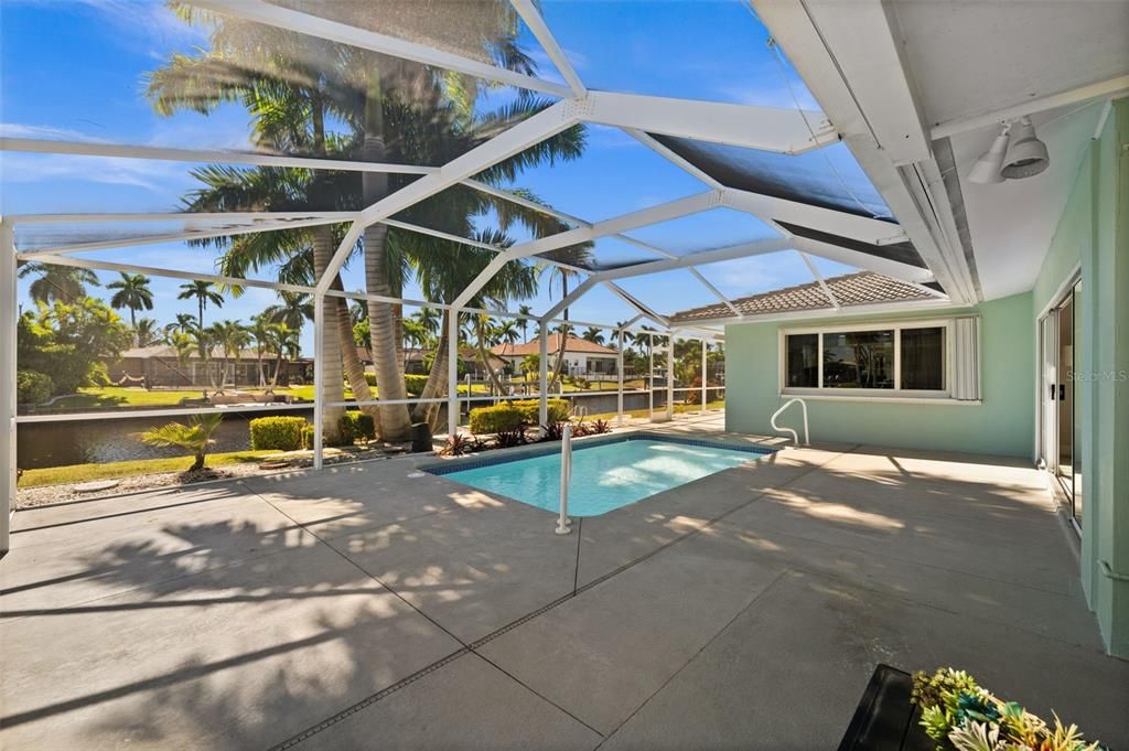 For Sale: $649,900 (3 beds, 2 baths, 2530 Square Feet)