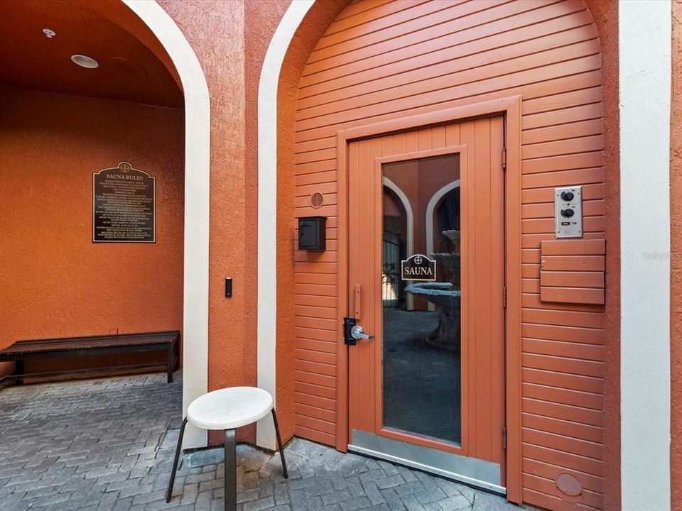 待售: $259,900 (2 贝兹, 2 浴室, 1230 平方英尺)