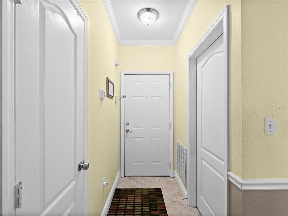 待售: $259,900 (2 贝兹, 2 浴室, 1230 平方英尺)