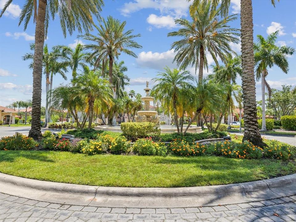 待售: $259,900 (2 贝兹, 2 浴室, 1230 平方英尺)