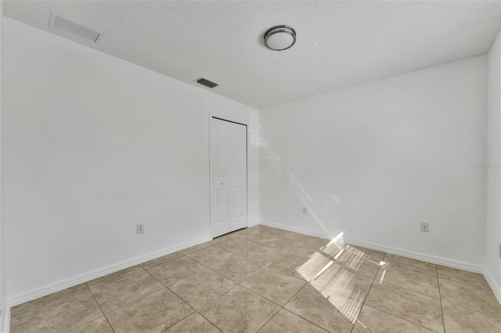 For Rent: $2,400 (4 beds, 2 baths, 1544 Square Feet)