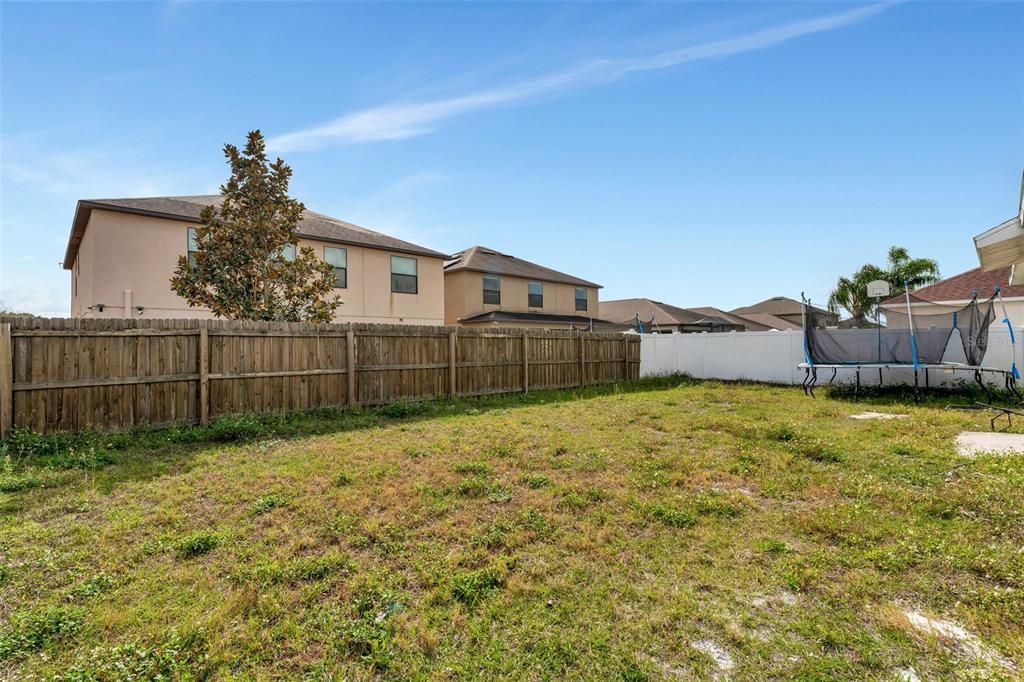 For Rent: $2,400 (4 beds, 2 baths, 1544 Square Feet)