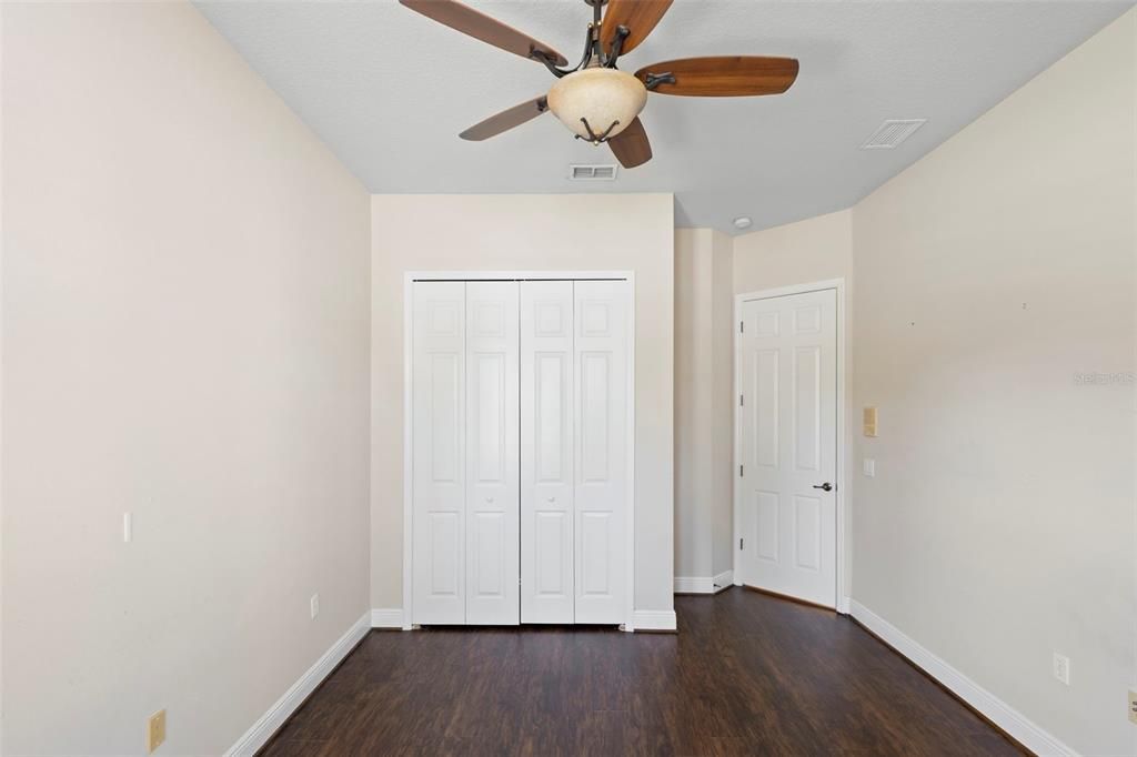 合同活跃: $359,900 (2 贝兹, 2 浴室, 1745 平方英尺)