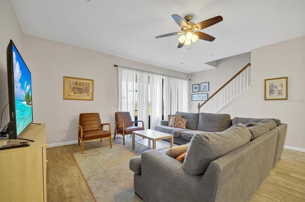 For Sale: $340,000 (3 beds, 2 baths, 2013 Square Feet)