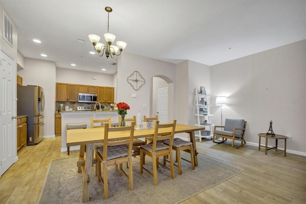 For Sale: $340,000 (3 beds, 2 baths, 2013 Square Feet)