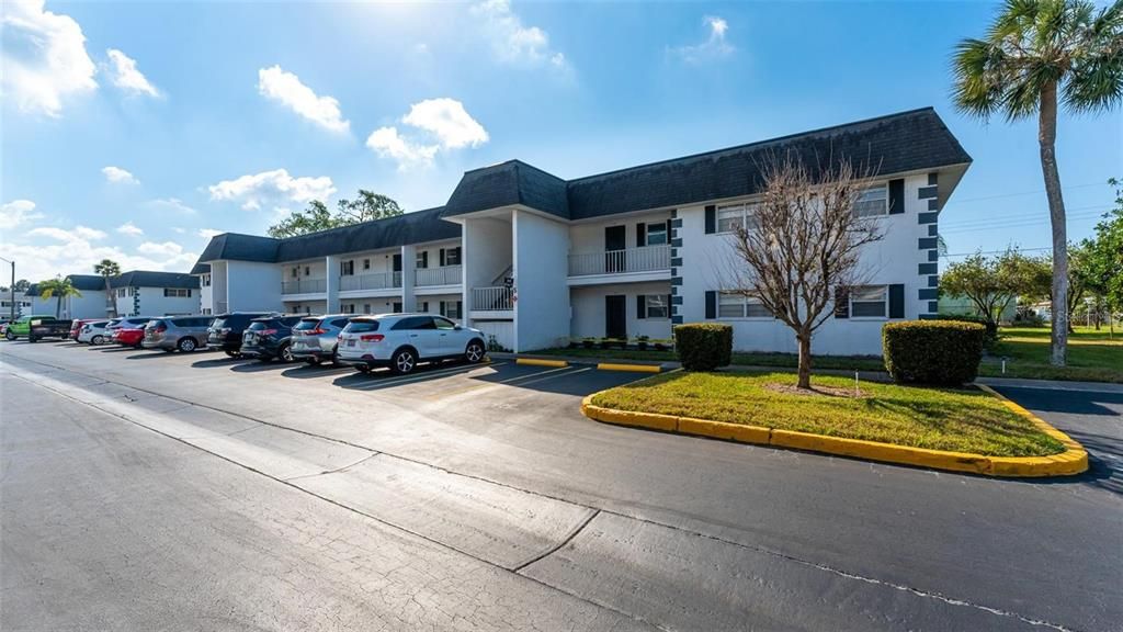 出租: $1,995 (2 贝兹, 2 浴室, 1086 平方英尺)