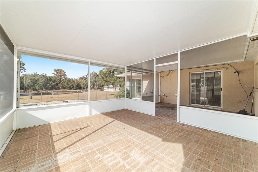 待售: $775,000 (5 贝兹, 3 浴室, 2317 平方英尺)