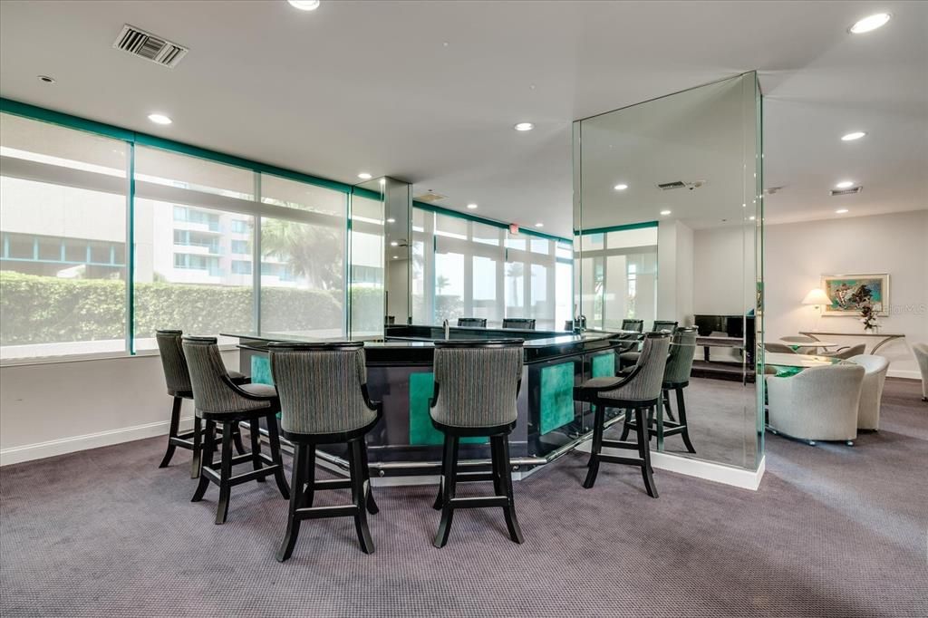 待售: $1,190,000 (2 贝兹, 2 浴室, 1579 平方英尺)