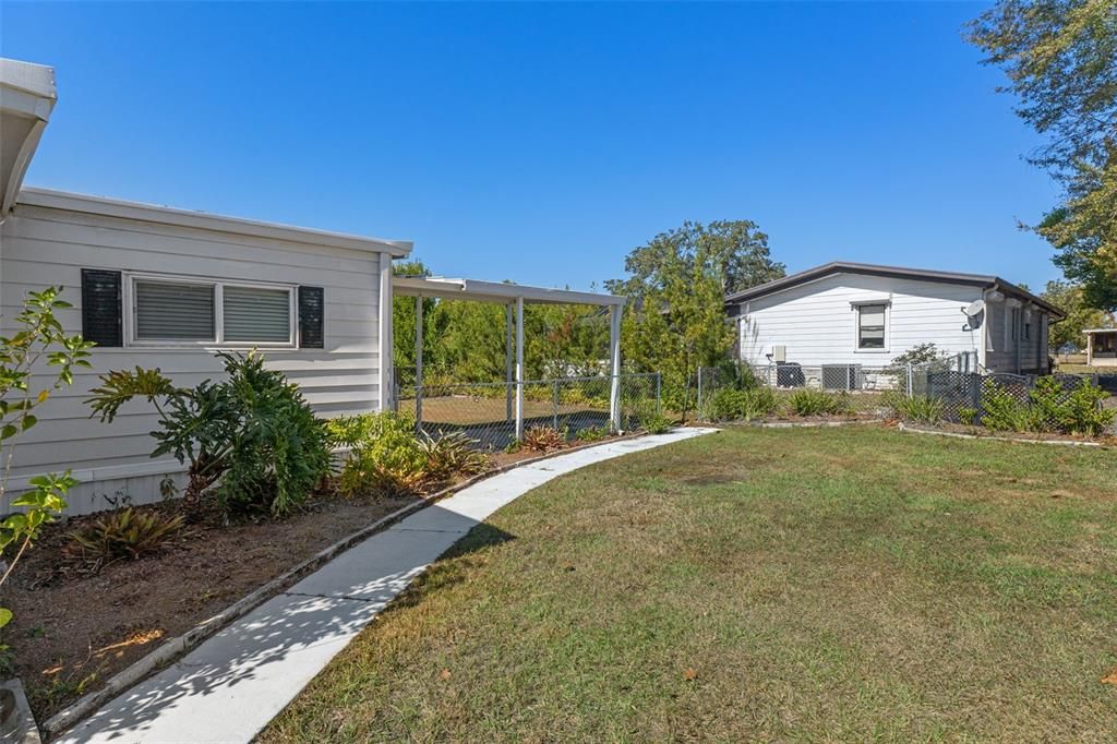 For Sale: $195,000 (3 beds, 2 baths, 1253 Square Feet)