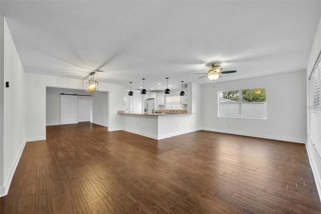 For Rent: $3,150 (3 beds, 2 baths, 1763 Square Feet)