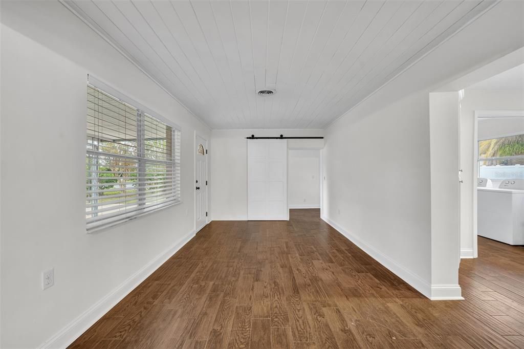 For Rent: $3,150 (3 beds, 2 baths, 1763 Square Feet)