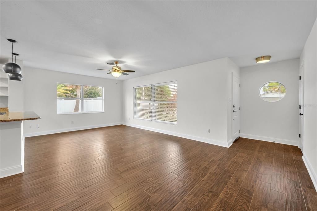 For Rent: $3,150 (3 beds, 2 baths, 1763 Square Feet)