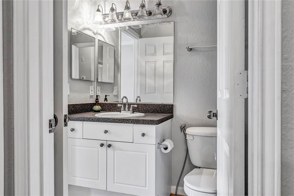 For Rent: $2,050 (2 beds, 2 baths, 1170 Square Feet)