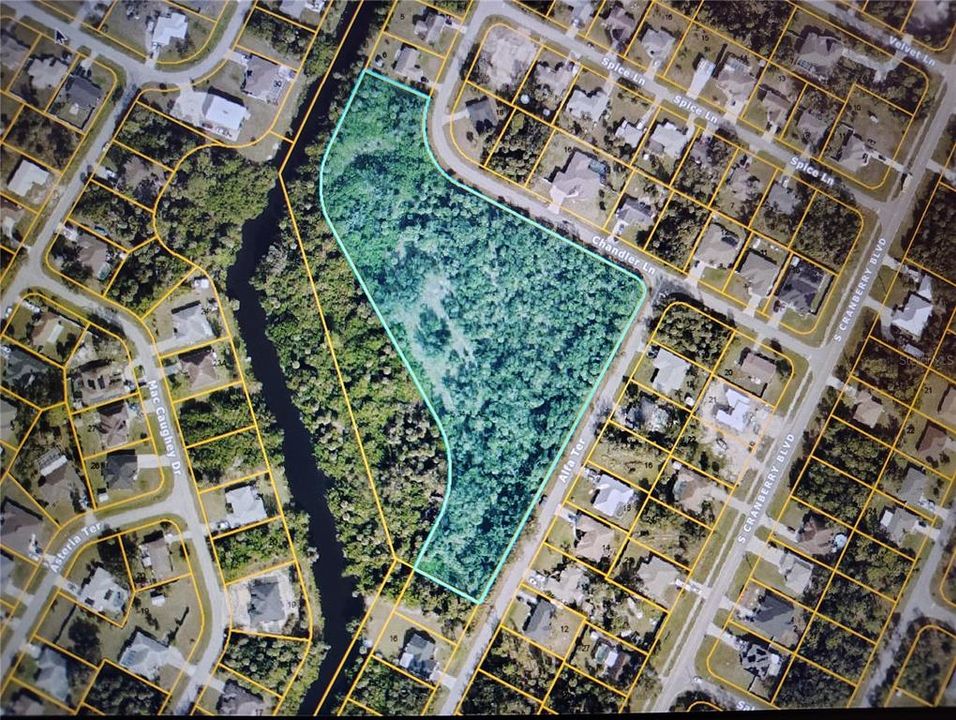 待售: $649,900 (5.37 acres)