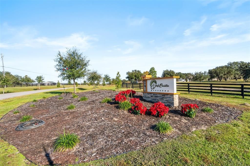 待售: $269,000 (1.44 acres)