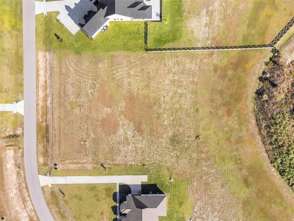 待售: $269,000 (1.44 acres)