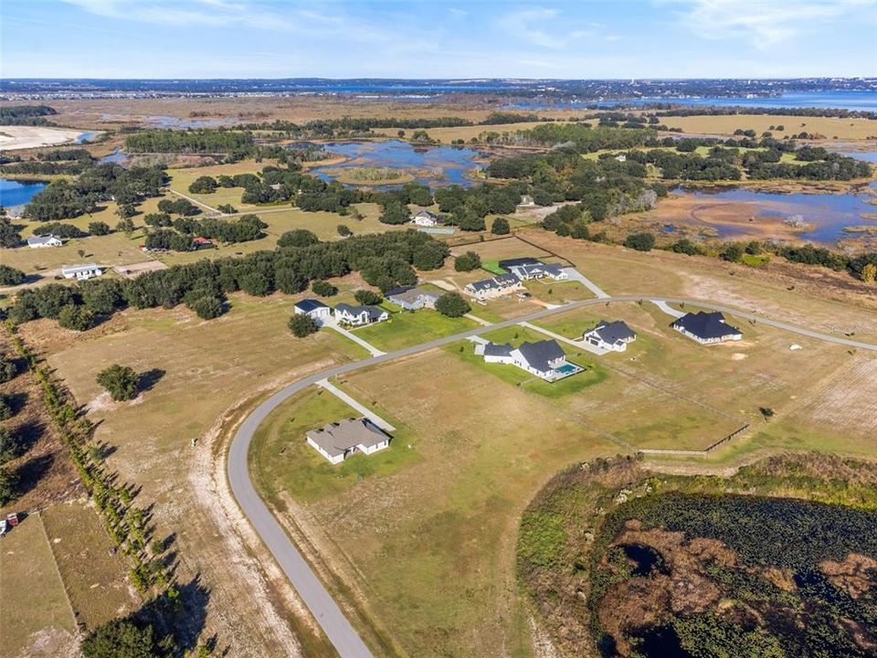 待售: $269,000 (1.44 acres)