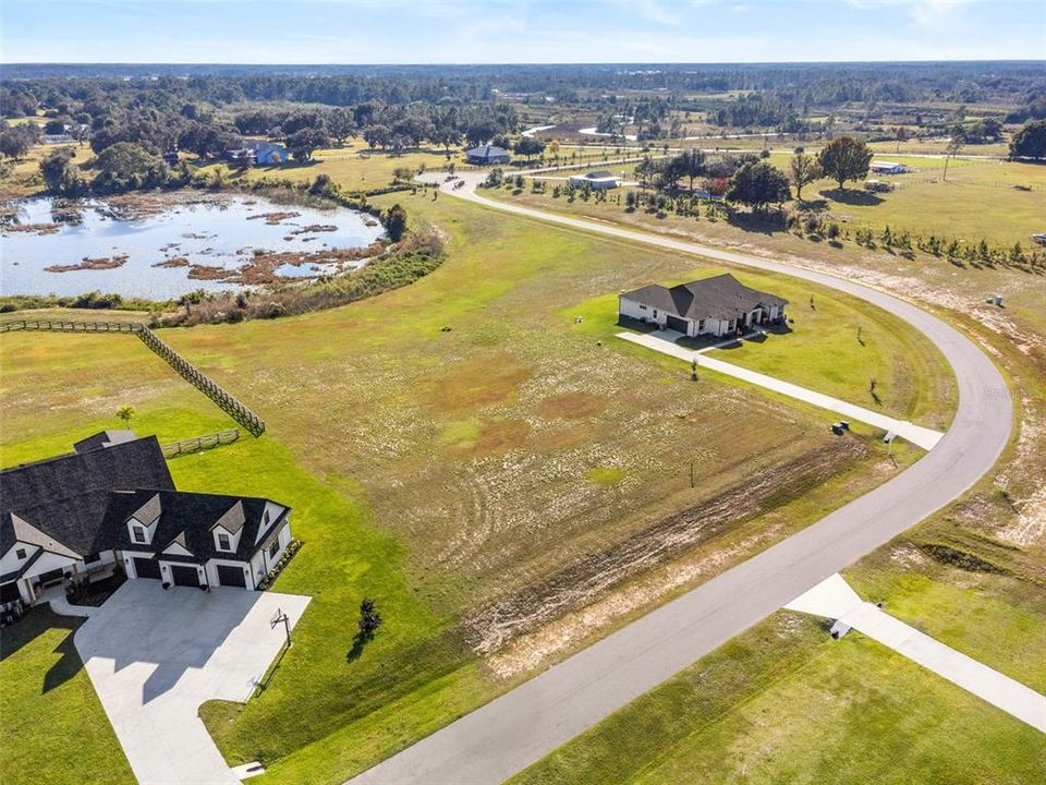 待售: $269,000 (1.44 acres)