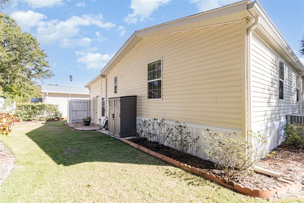 For Sale: $239,900 (3 beds, 2 baths, 1296 Square Feet)