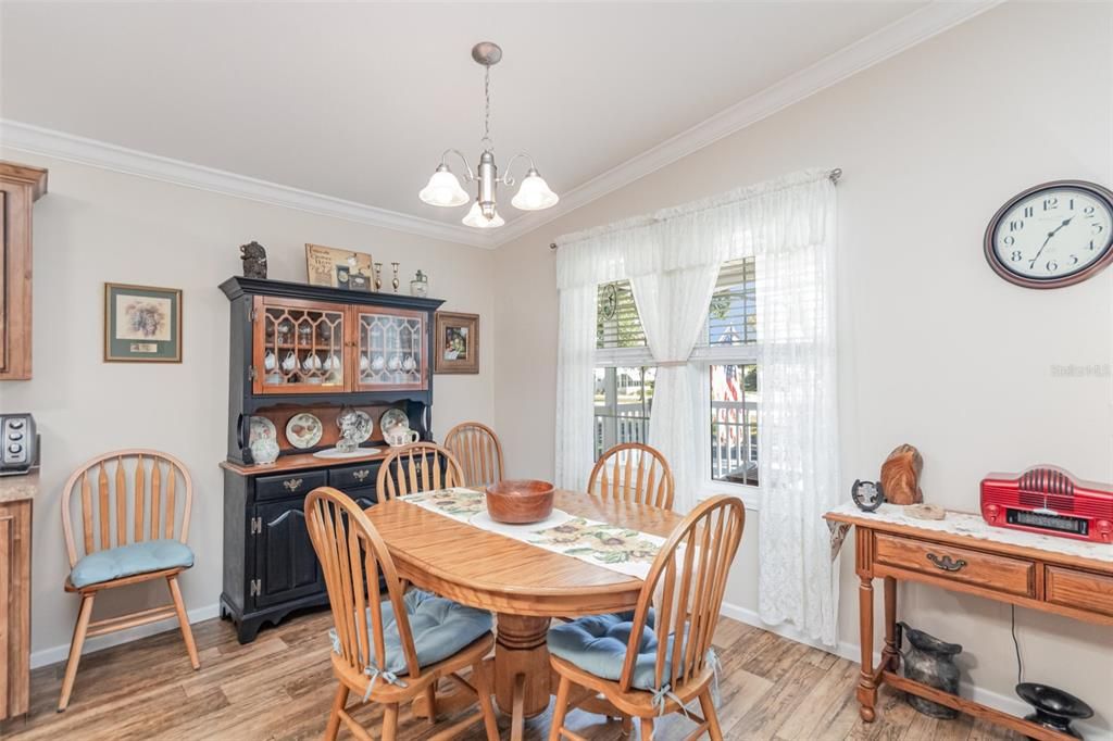 For Sale: $239,900 (3 beds, 2 baths, 1296 Square Feet)