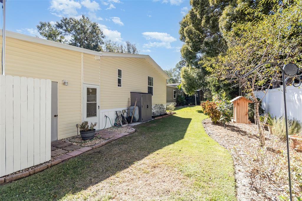 For Sale: $239,900 (3 beds, 2 baths, 1296 Square Feet)