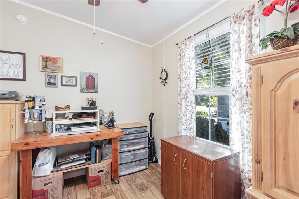 For Sale: $239,900 (3 beds, 2 baths, 1296 Square Feet)