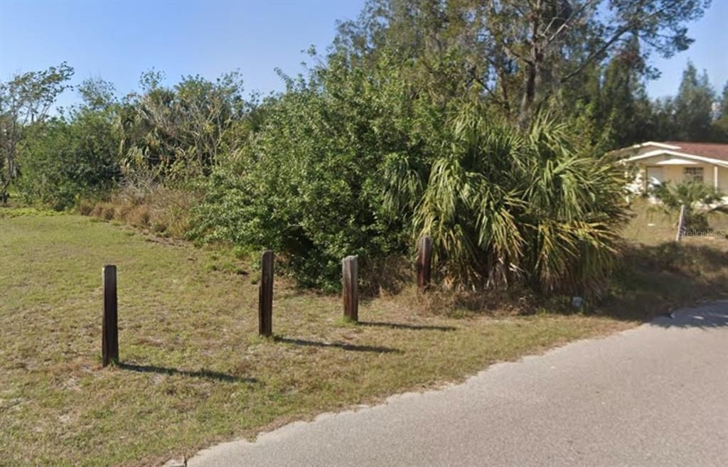 合同活跃: $55,000 (0.26 acres)