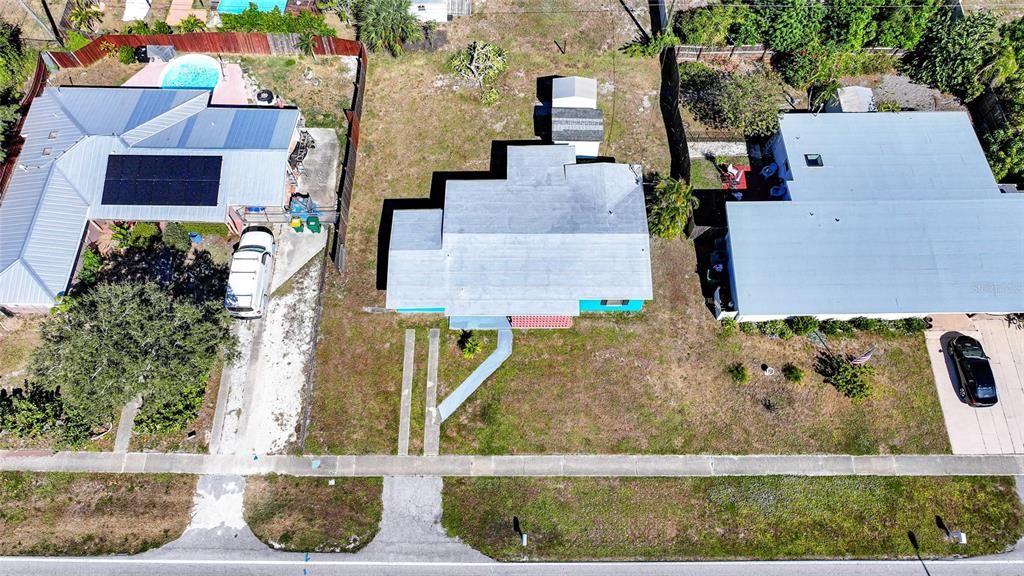 For Sale: $199,990 (2 beds, 1 baths, 1186 Square Feet)