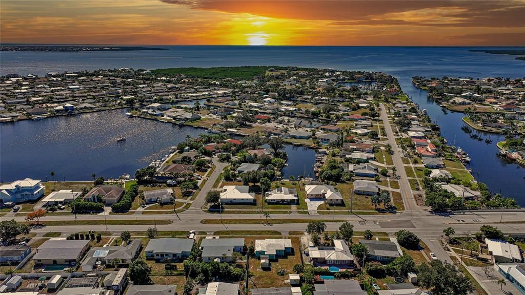 For Sale: $199,990 (2 beds, 1 baths, 1186 Square Feet)