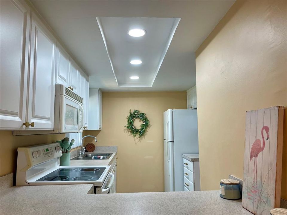 待售: $119,500 (1 贝兹, 1 浴室, 740 平方英尺)