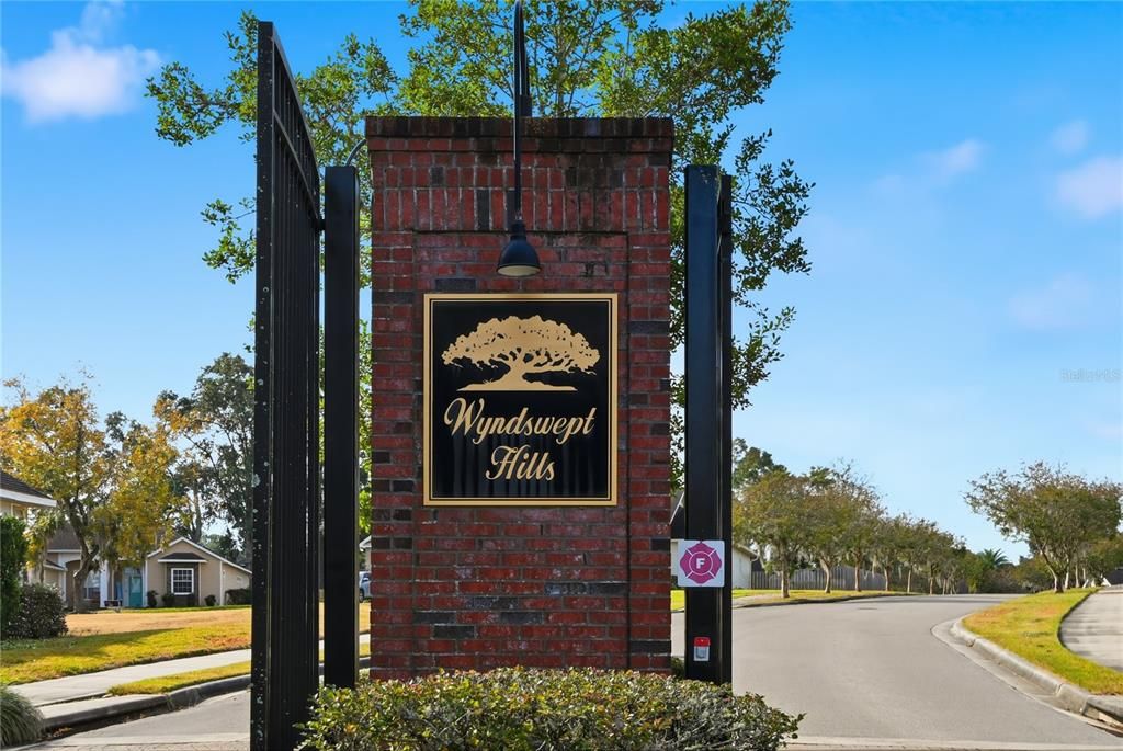 待售: $470,000 (4 贝兹, 2 浴室, 2258 平方英尺)