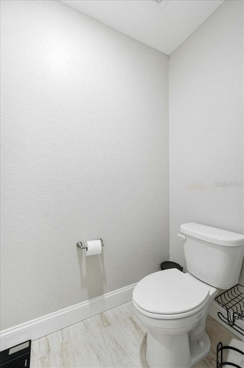 待售: $768,000 (4 贝兹, 2 浴室, 1897 平方英尺)