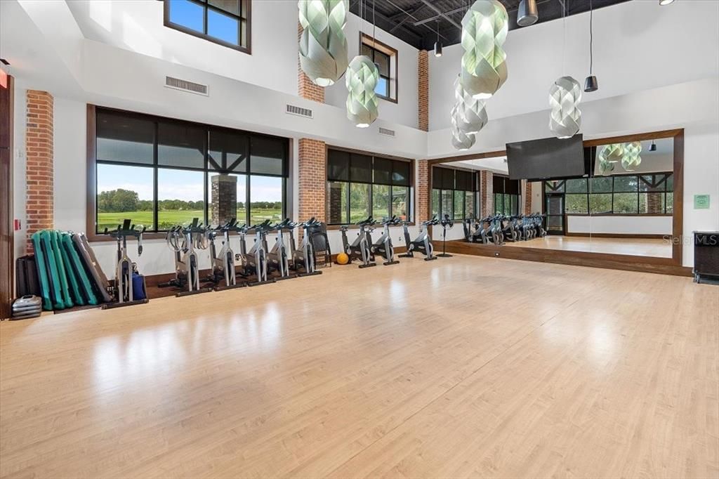 For Sale: $235,000 (2 beds, 2 baths, 1318 Square Feet)