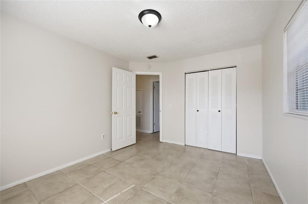 For Sale: $525,000 (2 beds, 1 baths, 784 Square Feet)