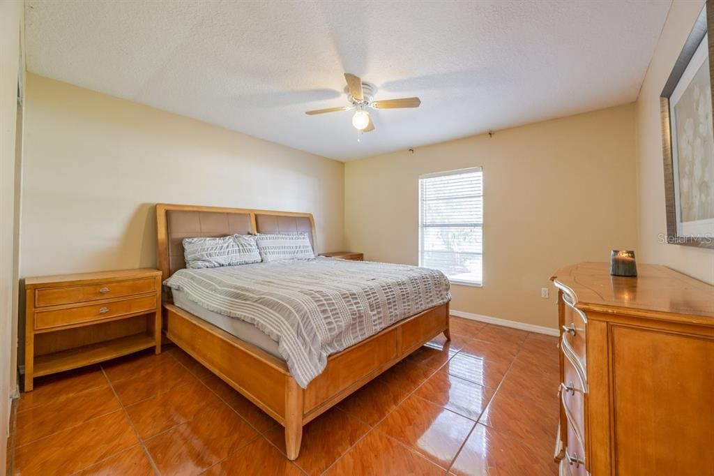 Active With Contract: $500,000 (3 beds, 2 baths, 1608 Square Feet)