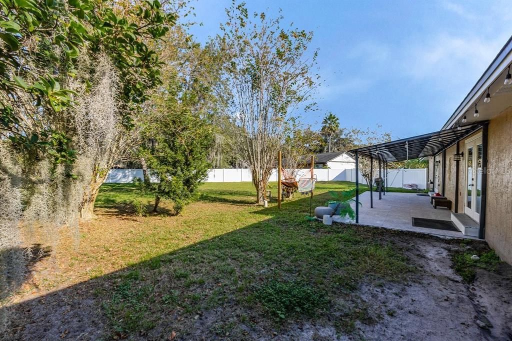 Active With Contract: $500,000 (3 beds, 2 baths, 1608 Square Feet)