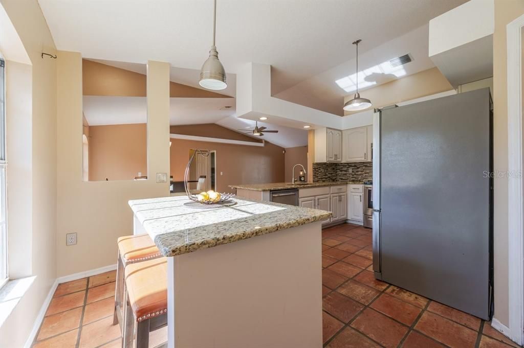 Active With Contract: $500,000 (3 beds, 2 baths, 1608 Square Feet)