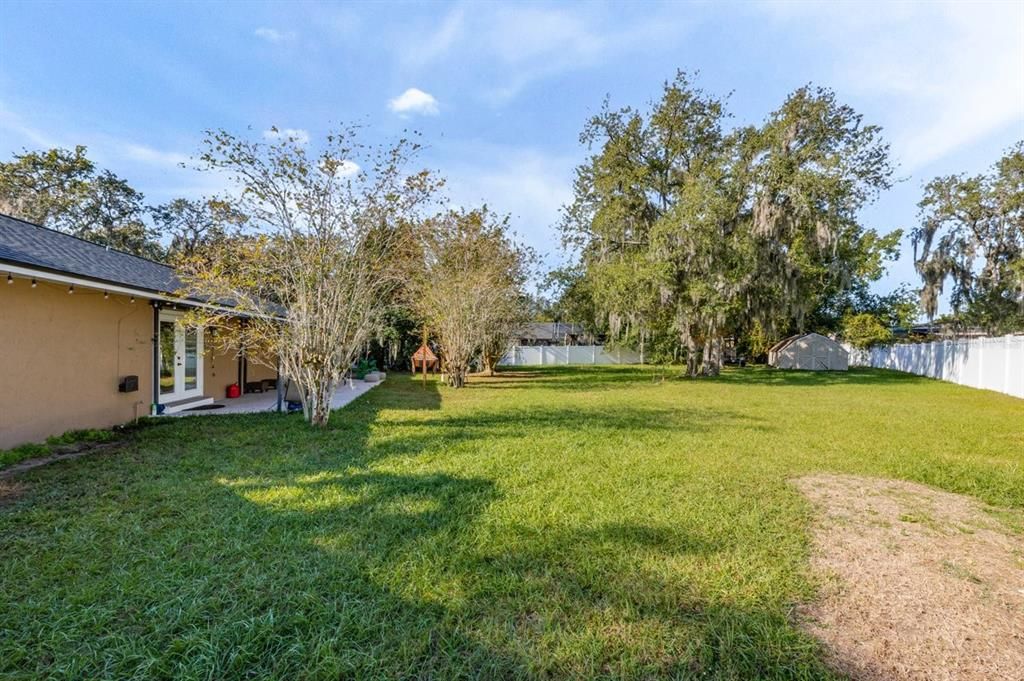 Active With Contract: $500,000 (3 beds, 2 baths, 1608 Square Feet)