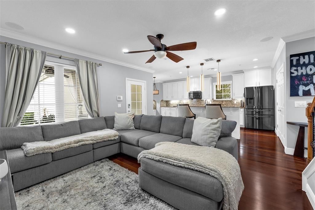 For Sale: $748,500 (3 beds, 2 baths, 1740 Square Feet)