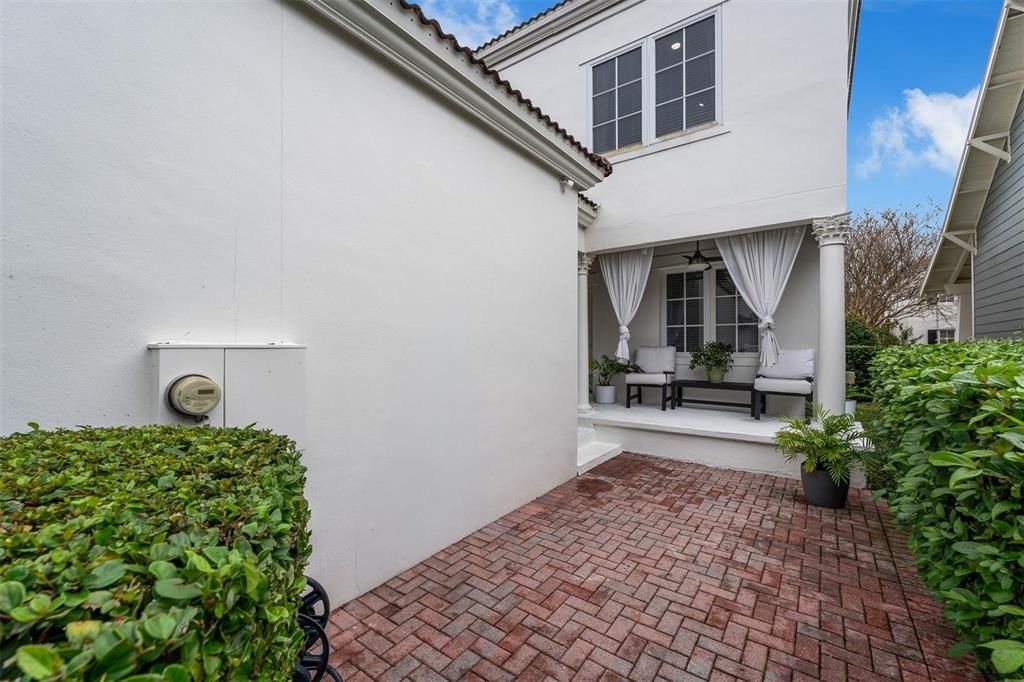 For Sale: $748,500 (3 beds, 2 baths, 1740 Square Feet)