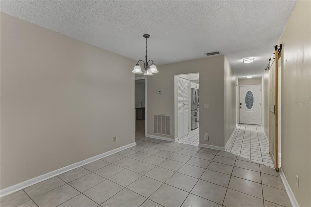 待售: $164,900 (3 贝兹, 2 浴室, 1617 平方英尺)