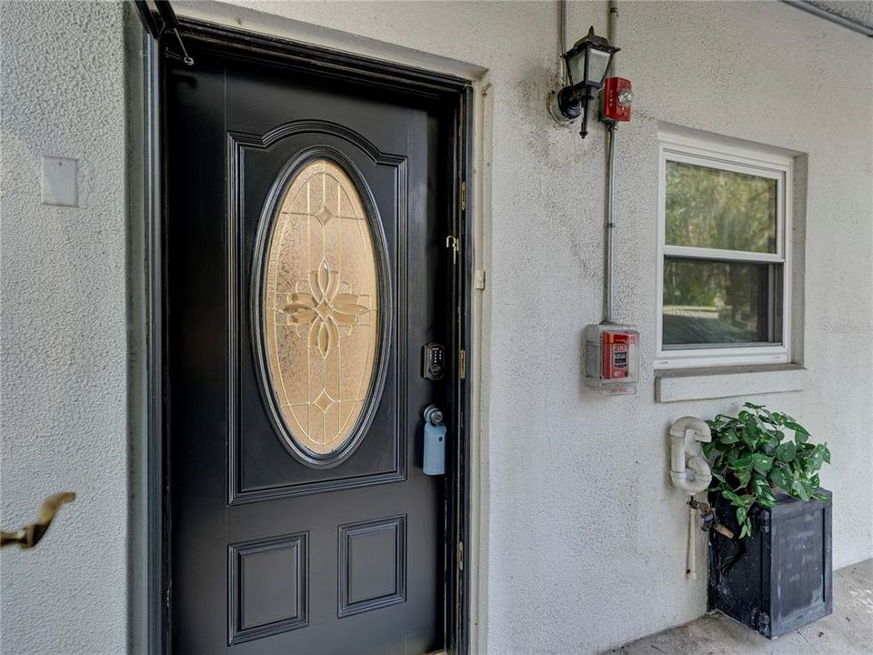 待售: $164,900 (3 贝兹, 2 浴室, 1617 平方英尺)