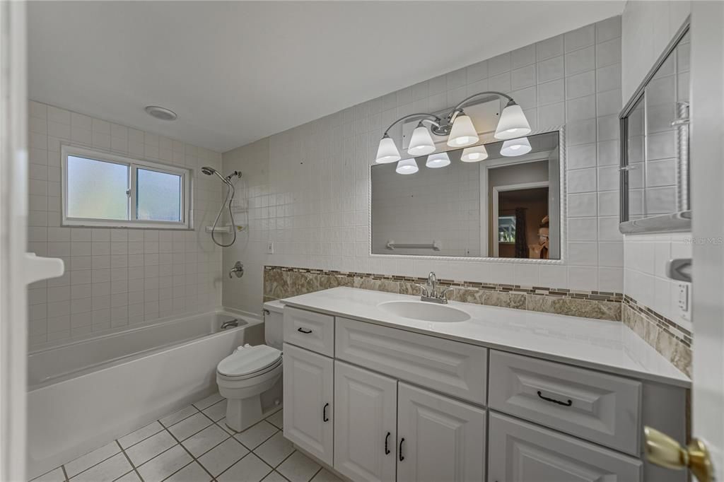 待售: $164,900 (3 贝兹, 2 浴室, 1617 平方英尺)