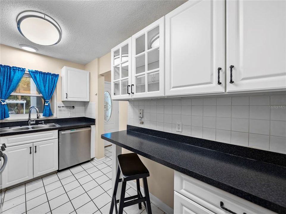 待售: $164,900 (3 贝兹, 2 浴室, 1617 平方英尺)