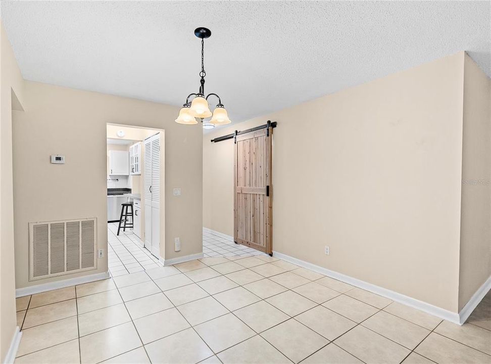 待售: $164,900 (3 贝兹, 2 浴室, 1617 平方英尺)